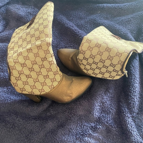 Gucci boots - Picture 2 of 3